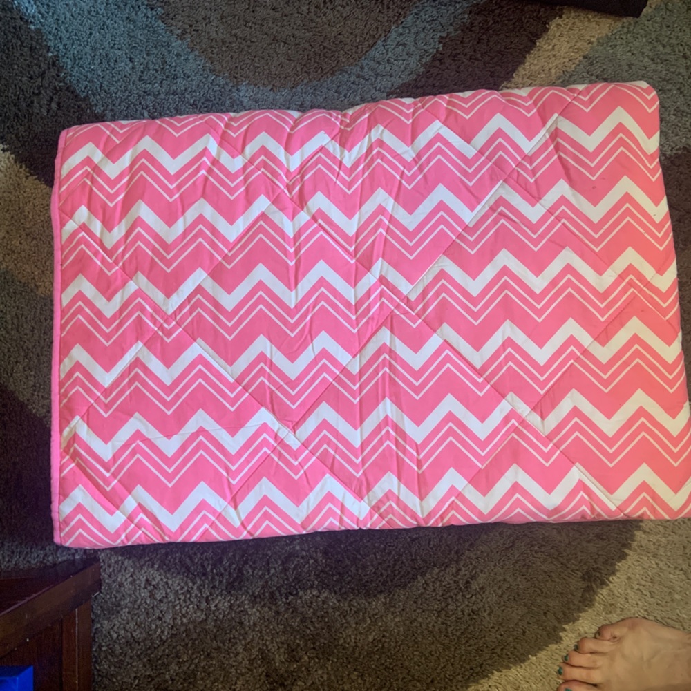 Pink Vs twin pink chevron comforter